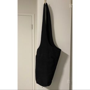 Canvas Shoulder Bag Satchel Black with 2 pockets (fits a large bottle of wine)